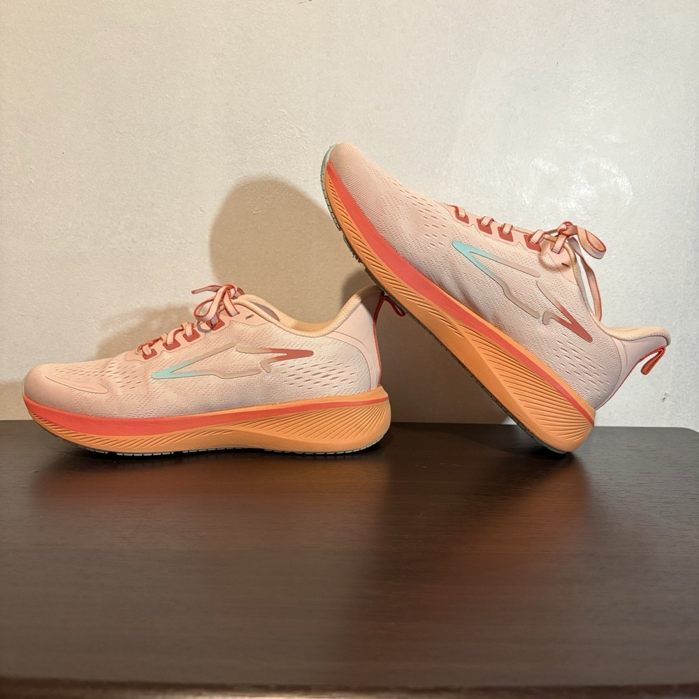 AVIA Women's Comfort Performance Athletic Size 8.5 W Sneakers WMAV24JT003EL